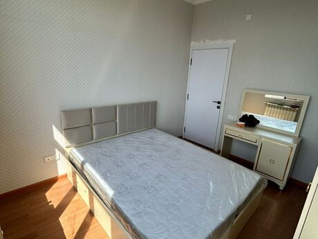 Elan №6415684 - Bakı, Qara Qarayev m., 2 otaqlı, 60 m², 13/16 mərtəbə