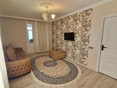 1-room apartment for rent, 35 m², Neftçilər: 550 ₼/mo 2
