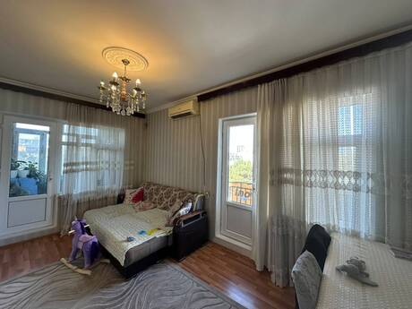 Elan №6415702 - Bakı, Xalqlar Dostluğu m., 2 otaqlı, 65 m², 4/9 mərtəbə
