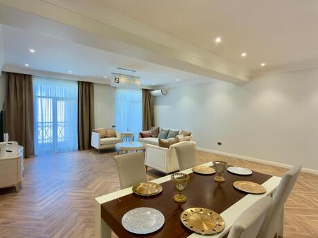 4 otaqlı mənzil, 242 m², 28 May: 850 000 ₼ 3
