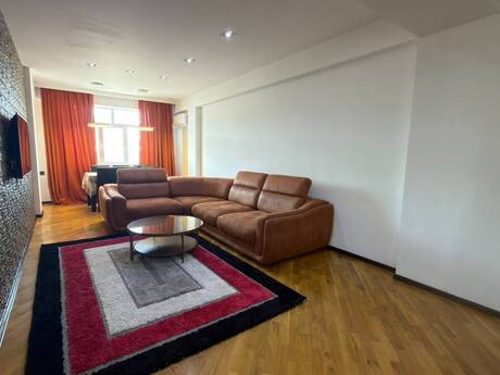 Elan №6415787 - Bakı, İnşaatçılar m., 3 otaqlı, 125 m², 17/21 mərtəbə