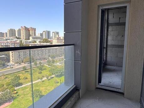 3-room apartment, 154 m², Nizami: 585 000 ₼ 5