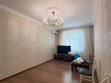 3 otaqlı mənzil, 90 m², Bakıxanov: 198 000 ₼ 3