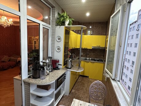 3-комнатная квартира, 107 м², İçəri Şəhər: 367 000 ₼ 4