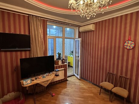3-комнатная квартира, 107 м², İçəri Şəhər: 367 000 ₼ 5