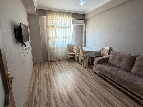 Объявление №6415915 - Баку, пос. Масазыр, 2-комн., 44 м², 2/6 этаж