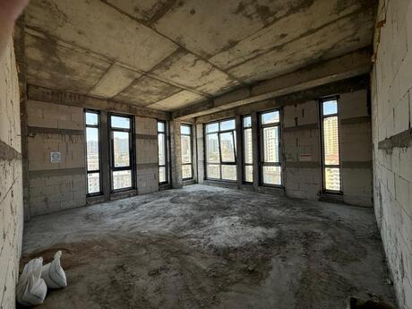 3-room apartment, 154 m², Nizami: 585 000 ₼ 3
