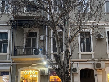 3 otaqlı mənzil, 75 m², 28 May: 208 000 ₼ 3