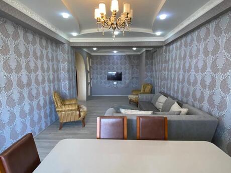 Kirayə 3 otaqlı mənzil, 130 m², Elmlər Akademiyası: 800 ₼/ay 4