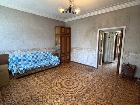 2 otaqlı mənzil, 60 m², 28 May: 162 000 ₼ 4
