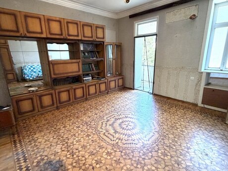 2 otaqlı mənzil, 60 m², 28 May: 162 000 ₼ 3