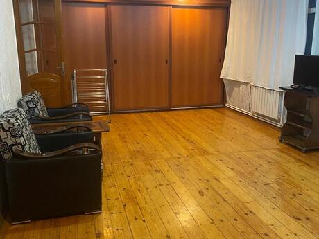 Kirayə 3 otaqlı mənzil, 140 m², Azadlıq Prospekti: 750 ₼/ay 5