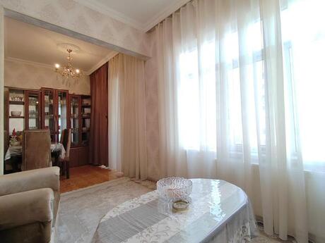 2-комнатная квартира, 45 м², Köhnə Günəşli: 130 000 ₼ 2