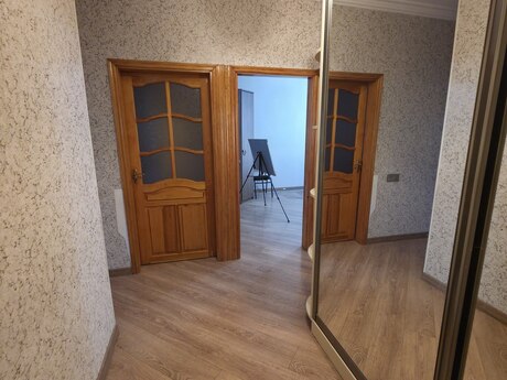 3 otaqlı mənzil, 80 m², Bakıxanov: 230 000 ₼ 2