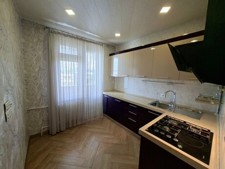 2 otaqlı mənzil, 65 m², 8-ci mikrorayon: 186 000 ₼ 2
