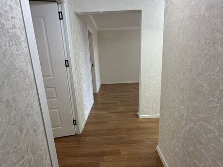 Аренда: 3-комнатная квартира, 75 м², Elmlər Akademiyası: 950 ₼/мес 2