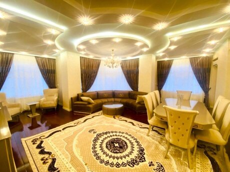 Elan №6416409 - Bakı, 28 May m., 4 otaqlı, 220 m², 5/19 mərtəbə
