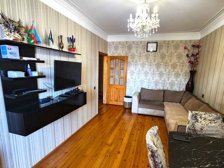 3 otaq · 60 m² · 2/9 mərtəbə, Qaraçuxur