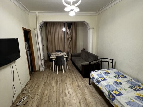 Kirayə 2 otaqlı mənzil, 50 m², Memar Əcəmi: 600 ₼/ay 4