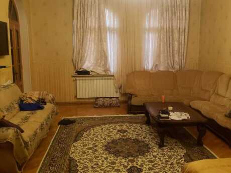 6 otaqlı həyət evi, 360 m², İnşaatçılar: 450 000 ₼ 3