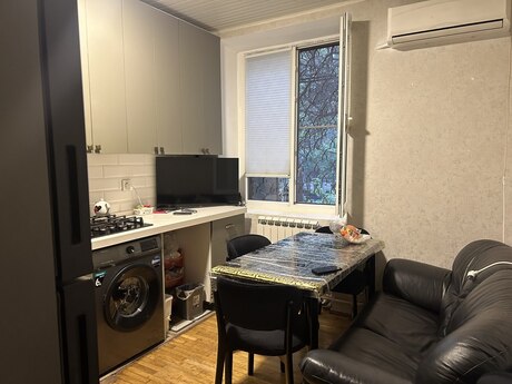 Kirayə 4 otaqlı mənzil, 100 m², Elmlər Akademiyası: 200 ₼/ay 5