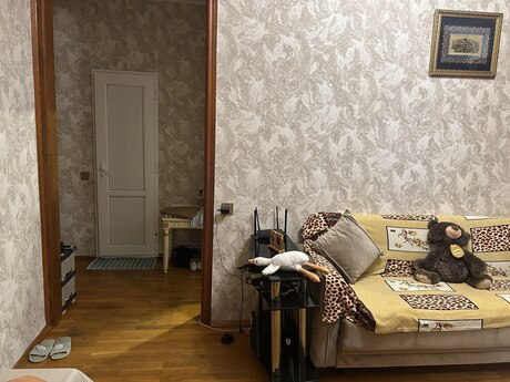 4 otaq · 100 m² · 2/4 mərtəbə, Elmlər Akademiyası