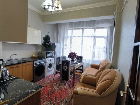 1-комнатная квартира, 50 м², Qara Qarayev: 120 000 ₼ 2
