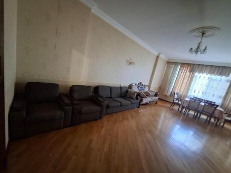 Kirayə 3 otaqlı mənzil, 150 m², Gənclik: 1 000 ₼/ay 2