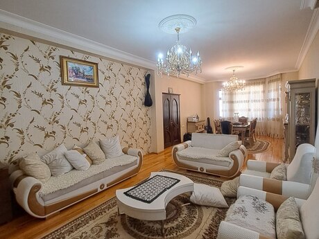 8 otaqlı həyət evi, 315 m², Bakıxanov: 585 000 ₼ 2