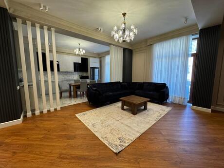 Объявление №6387105 - Баку, пос. Аг шехер, 3-комн., 140 м², 3/6 этаж