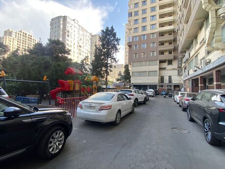Kirayə 1 otaqlı mənzil, 60 m², İnşaatçılar: 600 ₼/ay 2