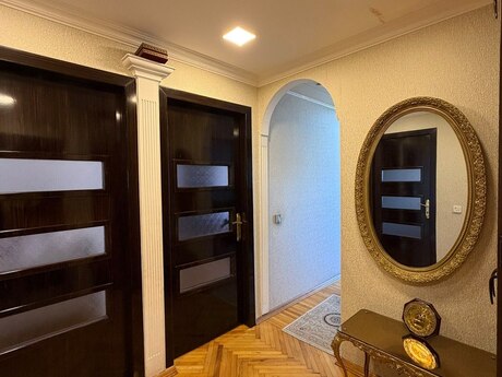 Elan №6416621 - Bakı, Neftçilər m., 3 otaqlı, 65 m², 4/5 mərtəbə
