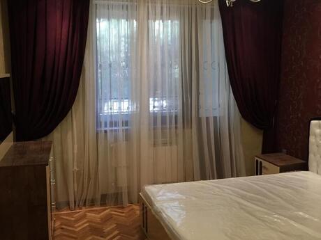 Elan №6416609 - Bakı, Elmlər Akademiyası m., 3 otaqlı, 80 m², 3/5 mərtəbə