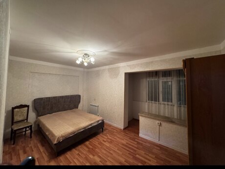 3-room apartment for rent, 80 m², Qara Qarayev: 800 ₼/mo 5