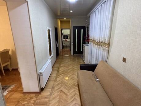 6 otaqlı həyət evi, 215 m², Nəsimi: 330 000 ₼ 5