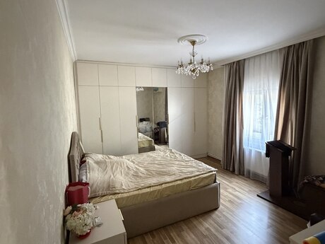 6 otaqlı həyət evi, 215 m², Nəsimi: 330 000 ₼ 3