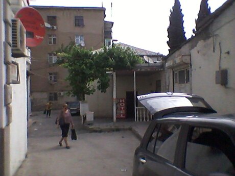 1 Binəqədi