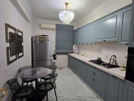 4-room apartment, 160 m², 8-ci mikrorayon: 585 000 ₼ 5