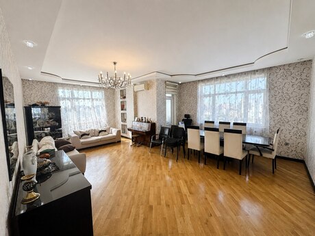 3 otaqlı mənzil, 132 m², Elmlər Akademiyası: 365 000 ₼ 2