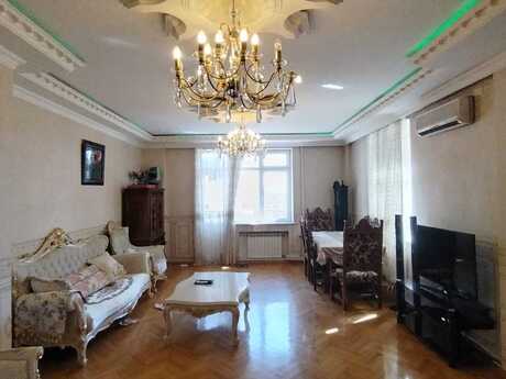 4 otaqlı mənzil, 167 m², Nizami: 410 000 ₼ 5
