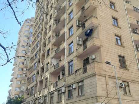 Elan №6416790 - Bakı, Nizami m., 3 otaqlı, 147 m², 4/16 mərtəbə