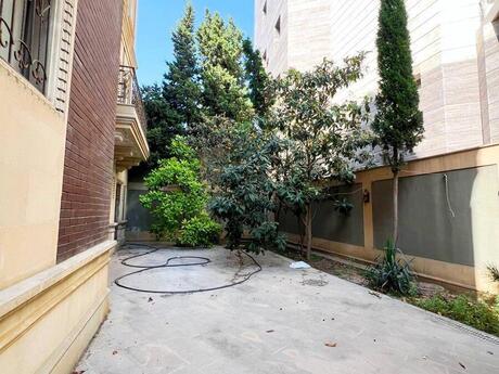 14 otaqlı həyət evi, 870 m², 8 Noyabr: 3 700 000 ₼ 5