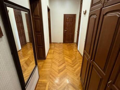 Elan №6416814 - Bakı, Nəriman Nərimanov m., 4 otaqlı, 100 m², 3/5 mərtəbə