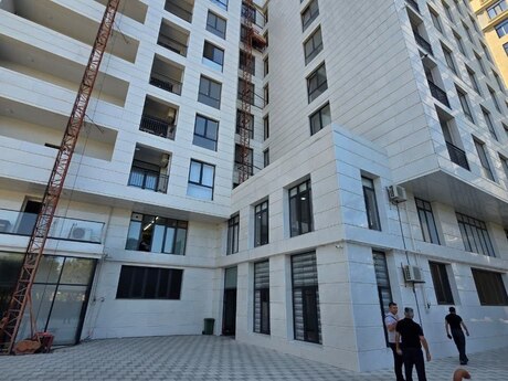 Объявление №6416837 - Баку, м. Гянджлик, 2-комн., 108 м², 2/15 этаж