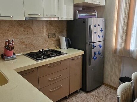 Kirayə 2 otaqlı mənzil, 50 m², Səbail: 800 ₼/ay 3