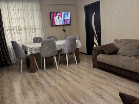 2-комнатная квартира, 82 м², Bakıxanov: 160 000 ₼ 2
