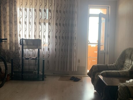 3 rooms · 70 m² · floor 8/9, Koroğlu
