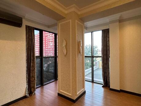 2-room apartment, 105 m², 28 May: 375 000 ₼ 5