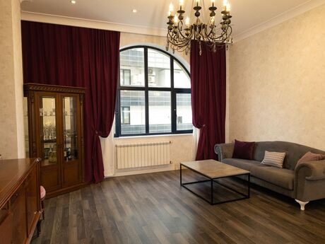 Elan №6416934 - Bakı, Nizami m., 2 otaqlı, 90 m², 13/22 mərtəbə