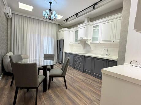 Kirayə 2 otaqlı mənzil, 95 m², Ağ şəhər: 1 850 ₼/ay 4